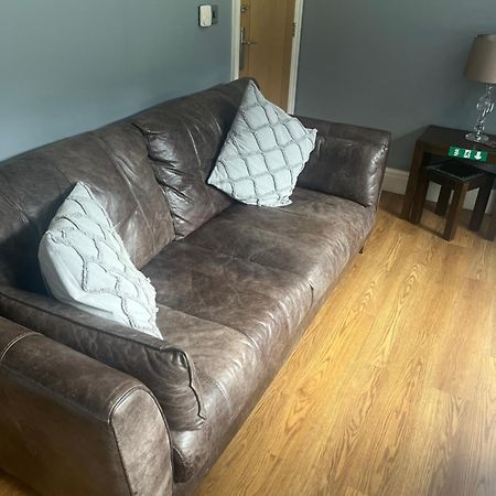 The Kings Suite Oak Drive, Colwyn Bay Ll29 7Yp First Floor Exterior photo